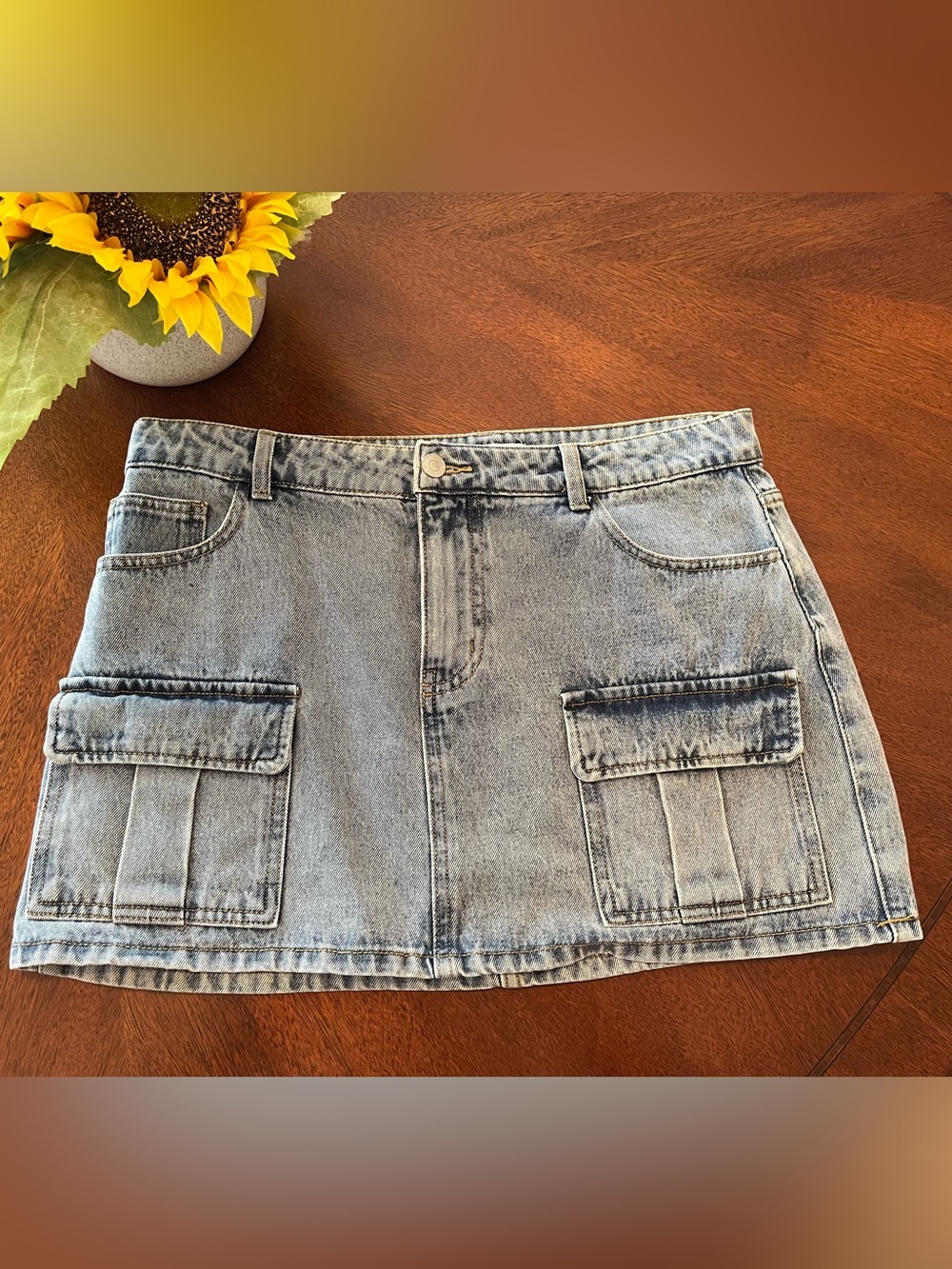 Forever 21 Light Wash Denim Cargo Pocket Mini Skirt